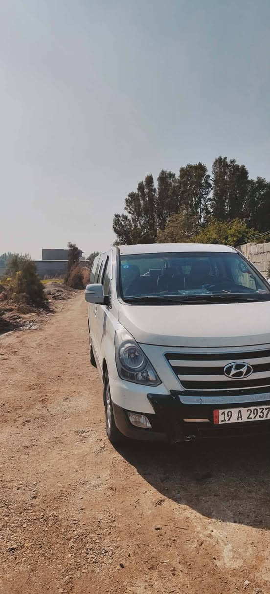 سلام عليكم
ستاركس2018
 سياره كارتون وجاهزه للخير مفتوح ومحوره مسكر  
للبيع او المراوس
***********
