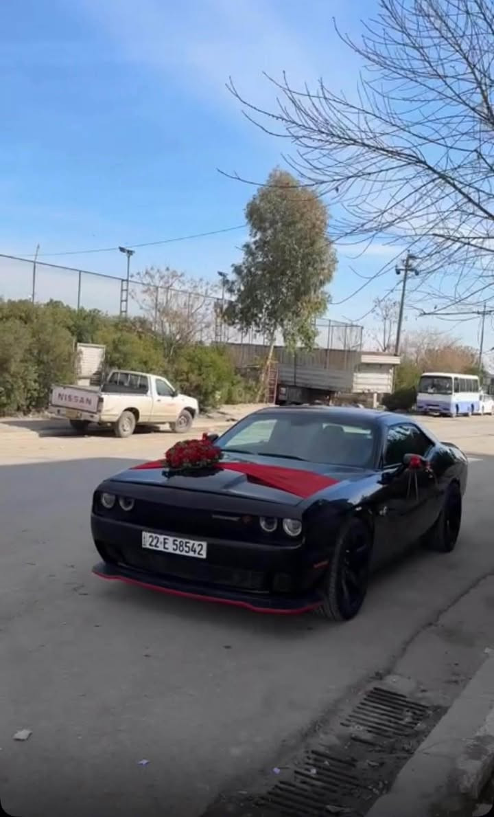 سلام عليكم 
Dodge challnger 2017 Sxt 
گير محرك اكسل كبس مكفول 
شاشه كبير 
كشن كهرباي 
تحكمات ستيرن 
ويل نجمه 
رقم سنويه جديد 
سياره جاهز بدون مصرف 
٣ قطعه مصبوغ 
سعر 143 وره قه
 0751 722 7232 أربيل, العراق
