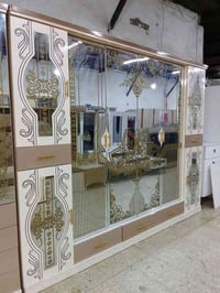 غرفه تركي بواب 9قطع   نظافتها 100 💯 شد ونقل مجاني داخل الموصل   اي است...