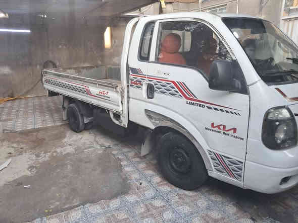 سلام عليكم كيه موديل ٢٠١١رقم بصره تحويل مباشر مكفوله من الضربه والصبغ والعيب الشرعي مكينه خيط بخار شاصي ورقم شاصي مكفولة سعر ٧٣ وبيه مجال ***********
