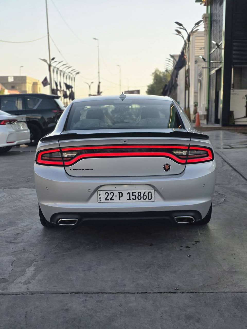 لون  سلفر  

الموديل :2023  . (امريكي) .

  لاست كول اخر اصدار 

المحرك : V6.  3.6L

السياره فقط جاملغ ايمن بارد والباب الايمن 

مرقم اربيل كامل بسمي تحويل ثاني يوم 

المواصفات

* مقاعد رياضية من الشاموا الأسود

* المصابيح الأمامية مع LED .

* حساسات خلفية. 

* شاشه مع نظام ملاحة نفكيشن GPS . 

* سستم صوت الپاين . 

* المقاعد الأمامية كهربائية . 

* تشغيل عن بعد .

* محدد سرعة . 

* تلفون بلوتوث . 

* كاميرا خلفية .

* مرايا متحسسة للاضاءة العالية .

* دخول ذكي (بصمة) 

الاستفسار : ***********

العنوان: بغداد
