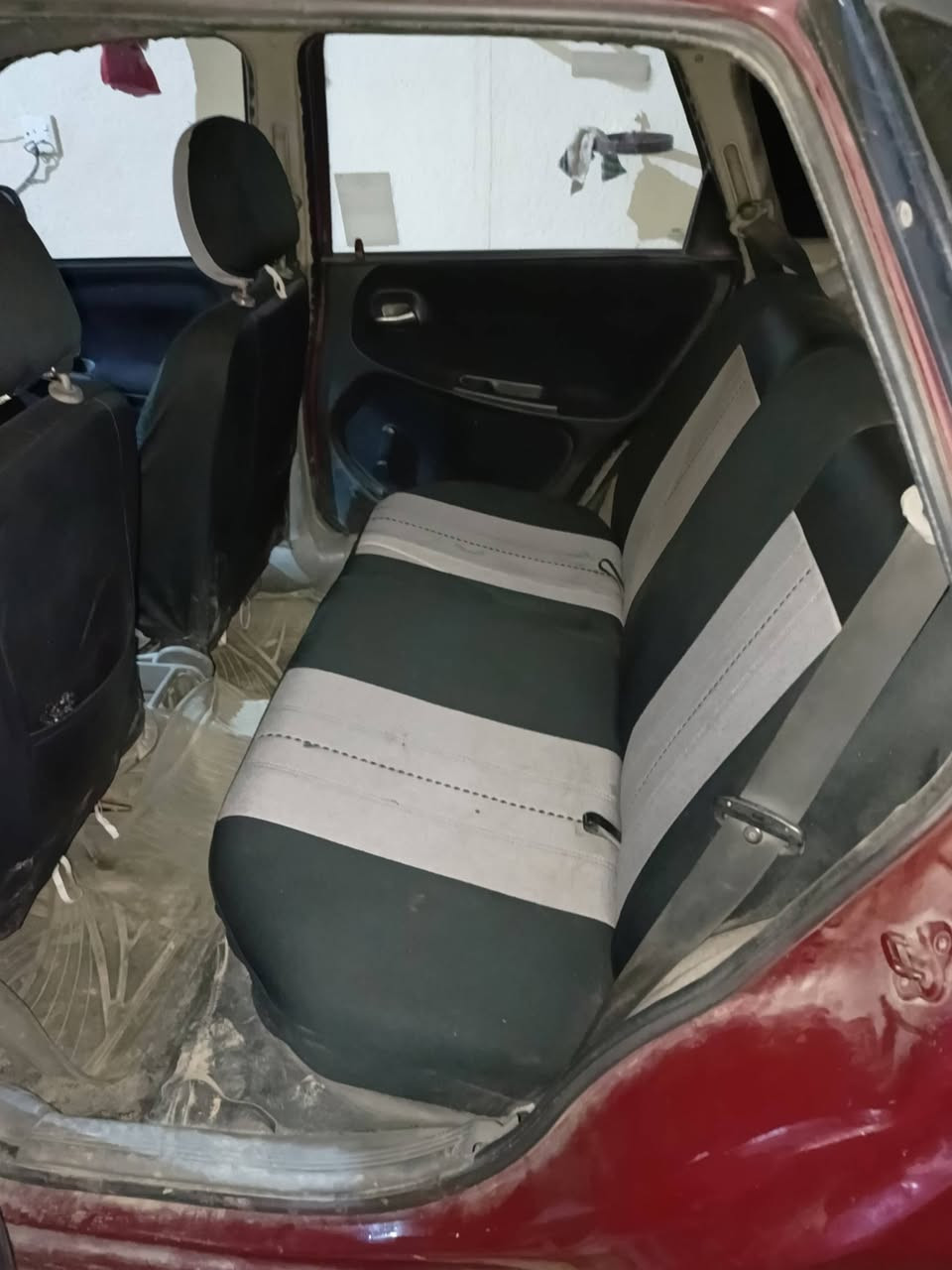 سيارة للبيع إستر أوبل موديل ١٩٩٣ السعر ٤٨ ورقة بي مجال باسمي سيارة الموصل الرشيداية رقم ***********
