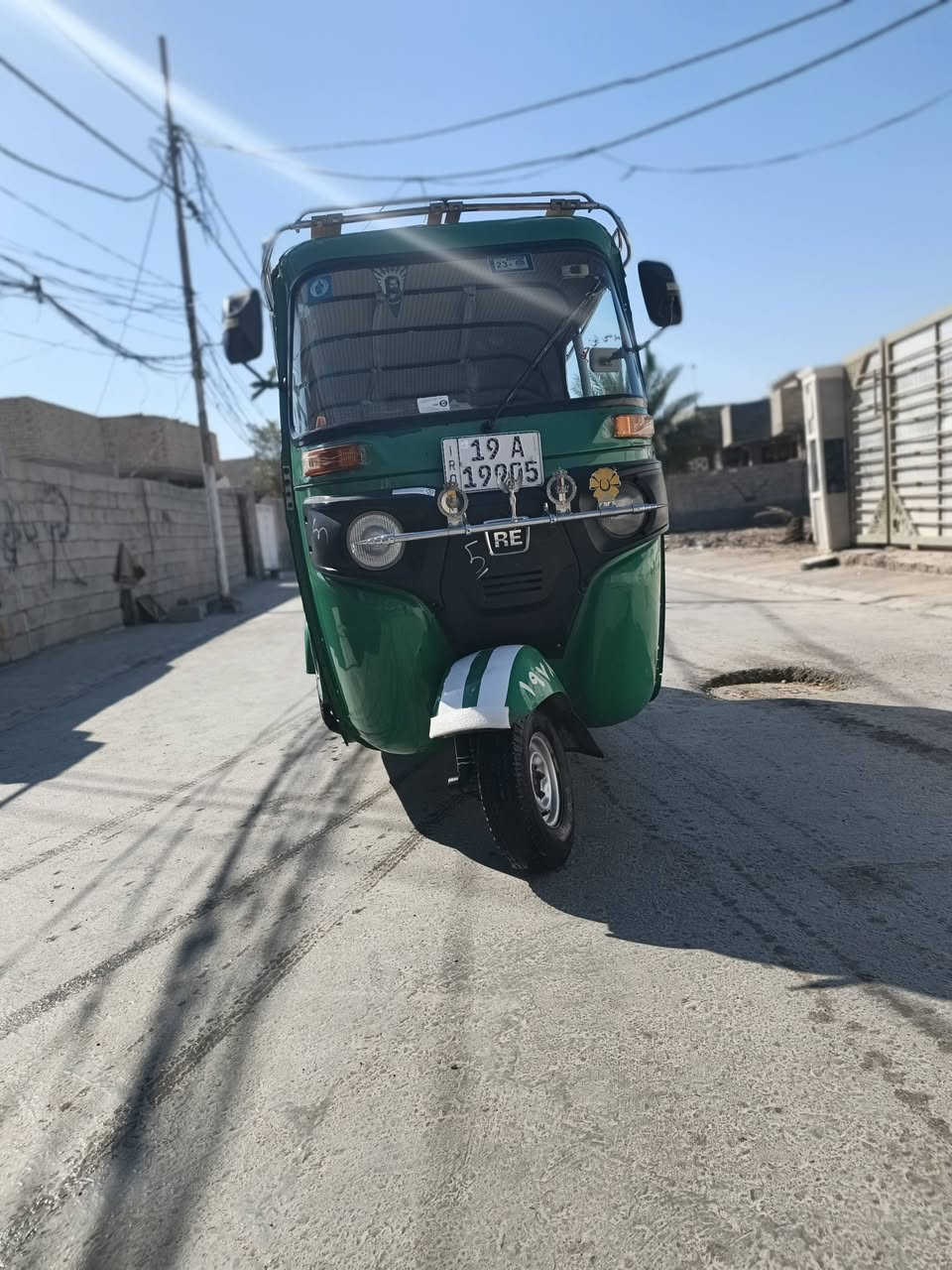 سلام عليكم  تكتك موديل ٢٠شعر ١٢تكتك مكفولة  رقم كربلاء بسمي تكتك مجنبزة  دوشمة كاعيات سيباية بوري  تكتك مكينة مكفولة تنقيص تبخير تكتك كاعدة خير من اللة مكان ديالى خان ***********
