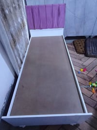 جرابي عددد 2نضاف لوك الشراي يراسل او يتصل 07709548831