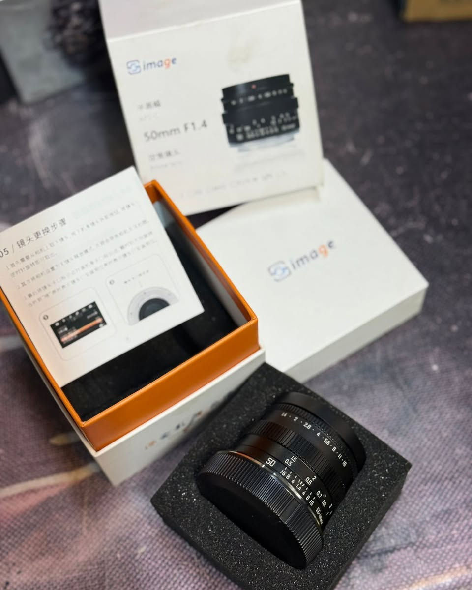 اخوان عدسه ماركه ⭐
 اكتب سعر والف عافيه ،🙏✅


**إذا كنت صاحب هذا الإعلان وتريد حذفه لأي سبب، رجاءا أرسل رسالة إلى الدعم الفني**