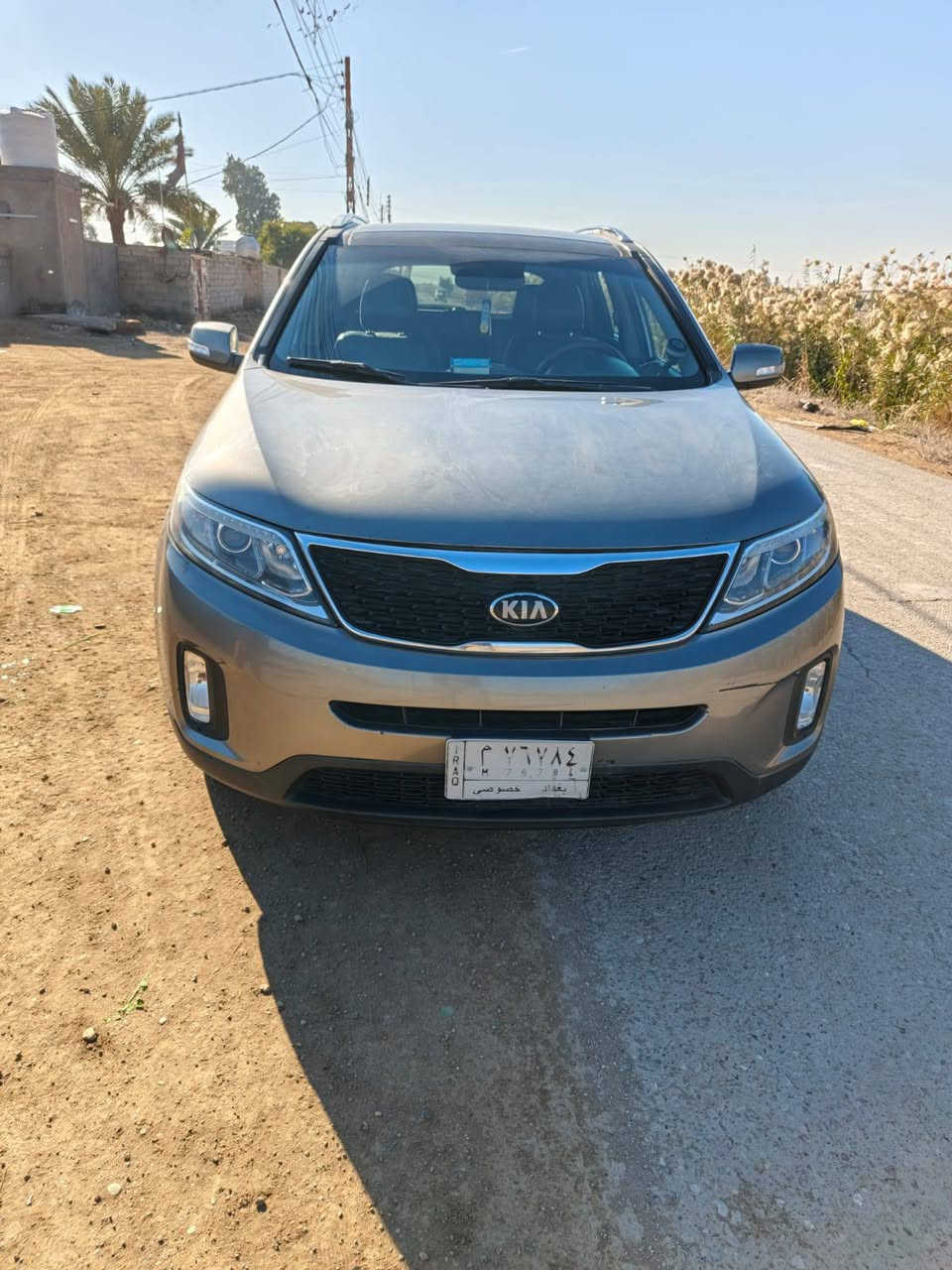 سورنتو 14امريكي فول مواصفات 6سلندر EX معروفه المواصفات مكان بغداد مكلف بنشر ***********
