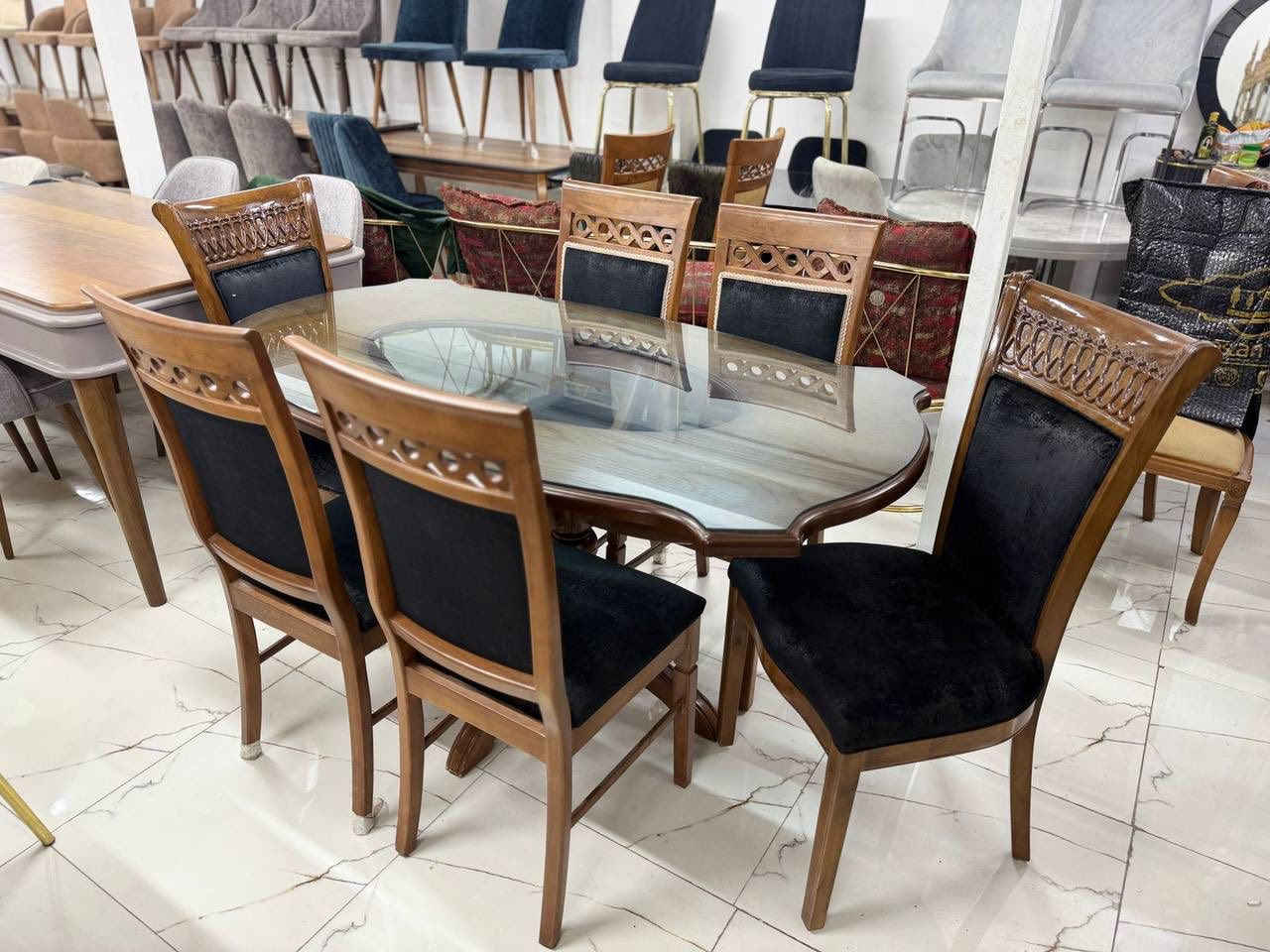 ميز طعام مع 8كراسي
منشأ تركي

للحجز والاستفسار يمكنك مراسلتنا على الصفحه الرئيسيه 
وايضا يمكنك لاتصال واتساب او تصال هاتفي 📞📞
رقم الهاتف ***********

توجد خدمه توصيل كافه محافظات العراق 🚛🚛🚛🚛
