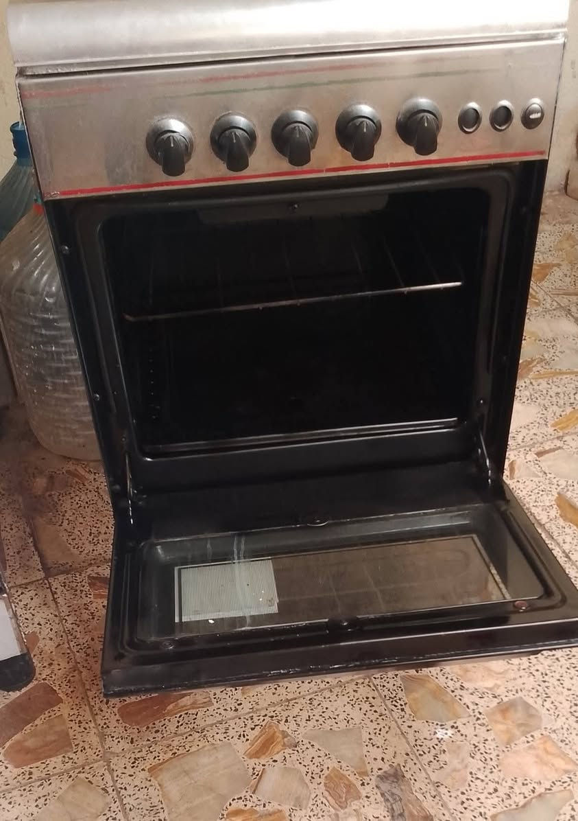 طباخ مصري اربع مشاعل فرنين فوك وجوه سيبايات جامه غطاء مابي اي نقص مراوس بطباخ او بيع 
مدينه الصدر


**إذا كنت صاحب هذا الإعلان وتريد حذفه لأي سبب، رجاءا أرسل رسالة إلى الدعم الفني**