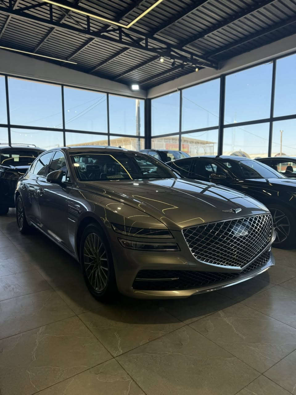 السلام عليكم 
G80 للبيع 
ماشيه 20 الف 
فول عدا البانوراما 
مرقمه بغداد بأسمي 273$
***********
