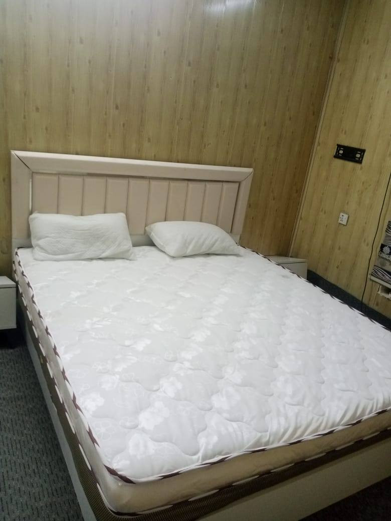 عرفة النوم للبيع ٣٥٠ الف وفيها مجال


**إذا كنت صاحب هذا الإعلان وتريد حذفه لأي سبب، رجاءا أرسل رسالة إلى الدعم الفني**