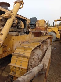 بلدوزر D8k • موديل ٨١ • سايز ٢٥