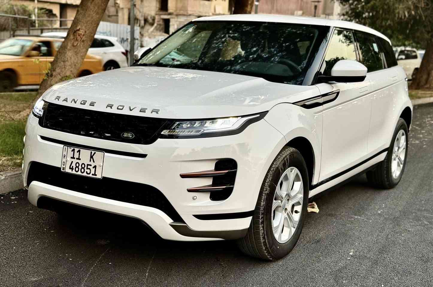 السلام عليكم 
رانج روفر ايفوك وارد امريكي كفاله من الصبغ والتبديل فقط بارد على كد 5 اصابع بالجاملغ السياره على وضع الشركة كلش جديده
موديل 2023
ماشيه 26000 ميل
رقم بغداد بسمي تحويل مباشر بيع او مراوس حسب القناعه السعر 275 مكاني بغداد الحارثيه 
***********
