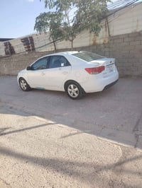 سيراتو للبيع ٢٠١٢ منضومة غاز رقم بغداد كير ومحرك شرط مصبوغة حزام السعر...
