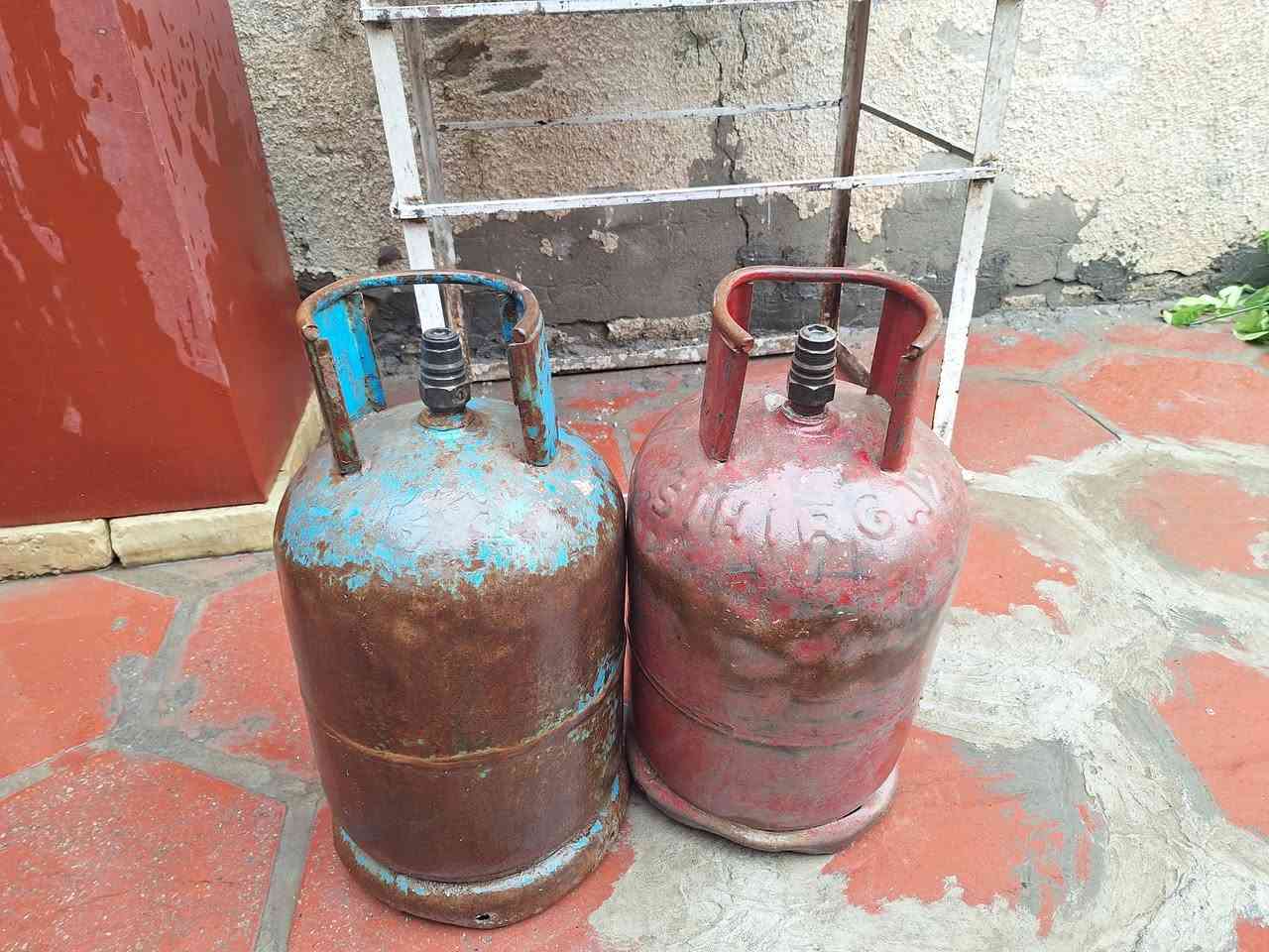 السلام عليكم
للبيع قناني غاز ايرانية عدد ٤
بغداد العامرية


**إذا كنت صاحب هذا الإعلان وتريد حذفه لأي سبب، رجاءا أرسل رسالة إلى الدعم الفني**