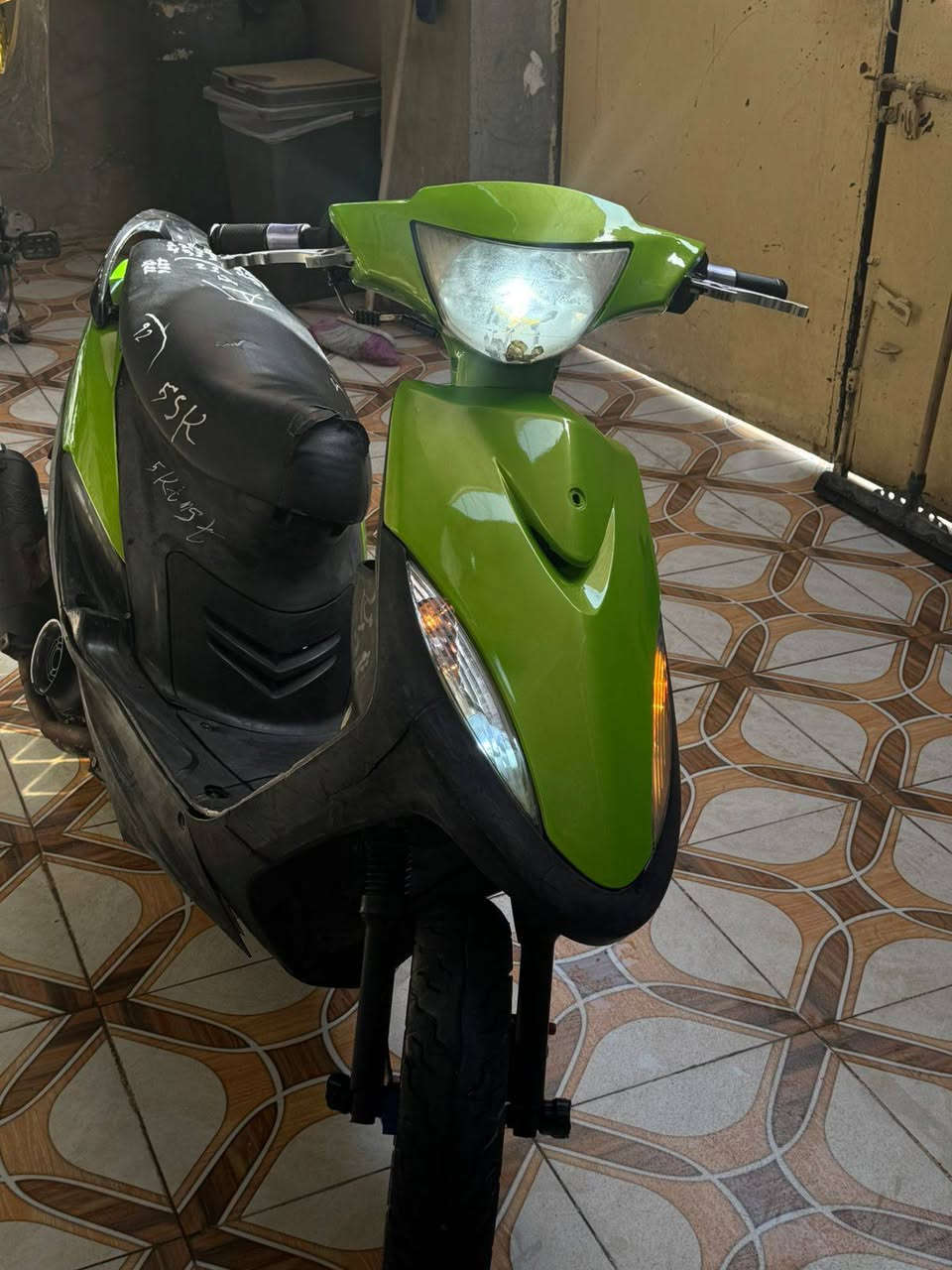 السلام عليكم دراجه ماكس بوشه بلاد مكينه ناعمه سلف وهندر محرك ناعم مكاني بعقوبة  السعر 475وبيه مجال حك الجيه ***********
