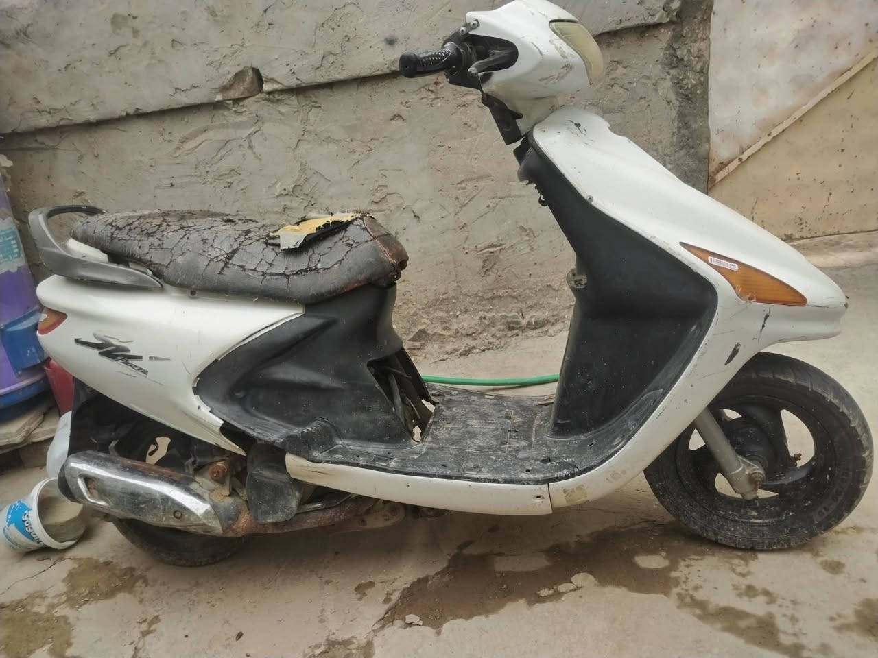 فراشه للبيع ب٢٥٠ وبيه مجال قليل


**إذا كنت صاحب هذا الإعلان وتريد حذفه لأي سبب، رجاءا أرسل رسالة إلى الدعم الفني**