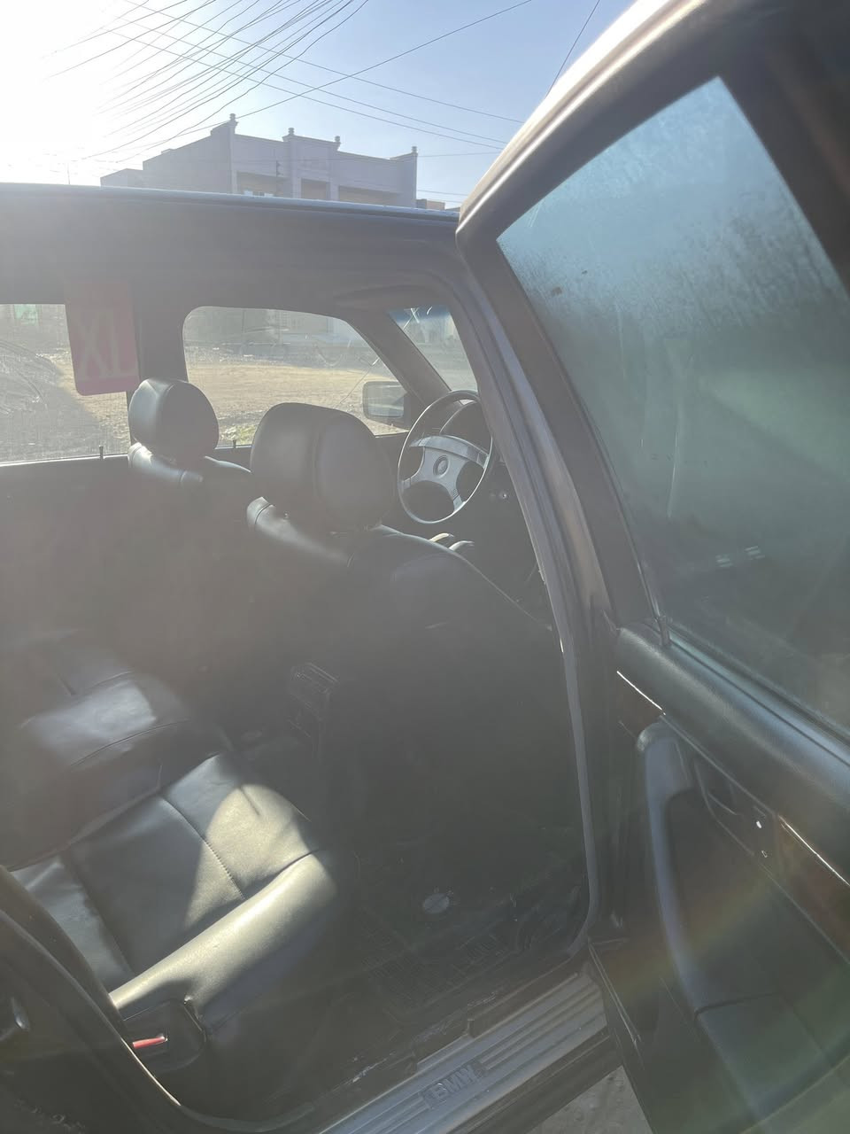 السلام عليكم بي ام دبليو 740  v8 موديل 94 مكفوله كير مكينه حداديه تبريد تخم تاير ويلكب جدد كهربائيات ومكفوله من الضربه والتبديل والخياس فقط صبغ رش اثر جراد   سياره وضع  شركه رقمها نينوى مشروع وطني سنويه ل27  سياره جاهزه مابيه اي نقص علسونار   مكان  السياره صلاح الدين تكريت ***********الاستفسار
