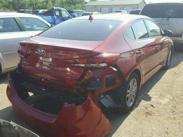 السلام عليكم
الانترا ٢٠١٧ 
رقم بغداد 11 هزه ما صاقطه 
حادثه موضح بل صور فقط  
بدون ايراباك بدون دواخل  بدون اي گلوب بل دشبول 
(ملاحضه السياره بيها قطع كلير بامريكا فقط كلير) 
بجم كبس شواصي مكفوله  
مكينه الفين دوش مكفوله 
كير اي تي بلادي مكفول 
تبريد تدفئه مكفولات 

فول مواصفات عدا الفتحه 
شاشه چبيره 
تبريد بيانو 
دتفئه كشنات 
لد ترحيب 
بصمه 
صندوك كهرباء وبصمه 
داخل بيجي 
نقطه عمياء 
كامره دواره  
صدر خلفي ومامي جديد 
تخم تاير جديد 
مشط ستيرن شرط تفصيخ بلادي اصلي 
منضومه احتراق كلها جديده من البلكات للعبوه مال بانزين مبدله اصلي 
جامه اماميه جديده  
رقم بغداد 11
السياره مال جناي بل عافيه ع الياخذه صارف عليها هواي 

سعرها ١١٢ وبيها مجال 
مكاني بغداد الرصافه 
حي اور 
تجي تكلب السياره غير ال بل منشؤر اخسر الي تريده 
علما بل سونار تطلع القطع دبل كود 
تفاصيل اكثر  اتصال او واتس اب 
***********
