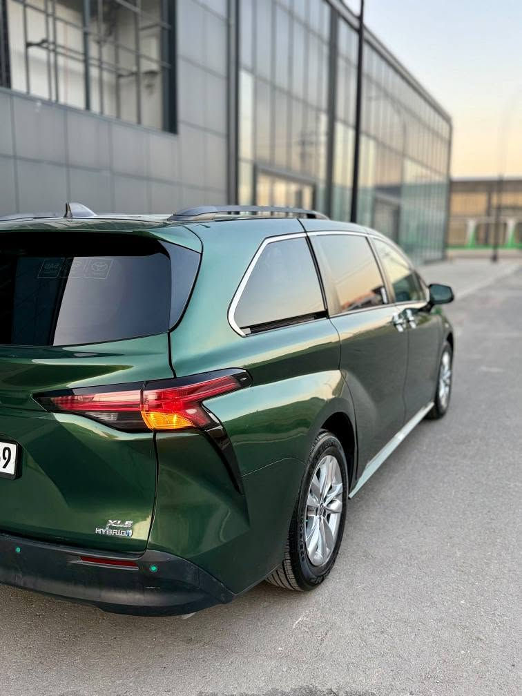 TOYOTA SIENNA XLE HYBRID 2022
-المحرك : 2500 cc هايبرد
-عداد المسافة 130 الف ميل
-االون اخضر
-تحديد مسار
-رادارات 360 درجة
-صقف ديفيدي
-كامرة خلفية
-تبريد 3 قطع مع تحكم خلفي مناخين
-3 انظمة قيادة
-سايد بريك بصمة
-حساسات خلفية
-فتحة سقف
-تشغيل بصمة
- 5 بصمات
-حساسات امامية
-كشنات جلد
-كشنات كهربائية
-حساس امطار
-حساس لايت (عالي ناصي)
-شاشة لمس كبيرة
-تدفئة كشنات
-انارة LED خلفي وامامي
-لايت عالي ناصي زينون
-خاصية طي المقاعد الخلفية لزيادة مساحة التحميل
-مقعد اضافي متحرك (يعني تصير 8 راكب)
-ابواب كهربائية شفط
-جنطة شفط كهربائية
-فتح وغلق الابواب بخاصية (الركلة)
-فتح وغلق الصندوف بخاصية (الركلة)
-نظام صوتي مميز مزود ب دمامات في الصندوق
-نظام التوقف الذاتي او مايعرف(مانع تصادم)
-وبقية مواصفات XLE المعروفة
-مكان السيارة سلیمانی  
للاستفسار الاتصال
رقم سلیمانی وبأسمي تحويل مباشر
☎️(***********)اسیا
☎️(***********)کورک السليمانية, العراق

