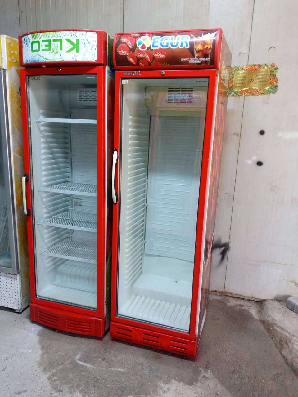 عارضات للبيع نضيفات كلش سعر لواحد 275عدد 10
العنوان واسط العزيزيه 
***********
