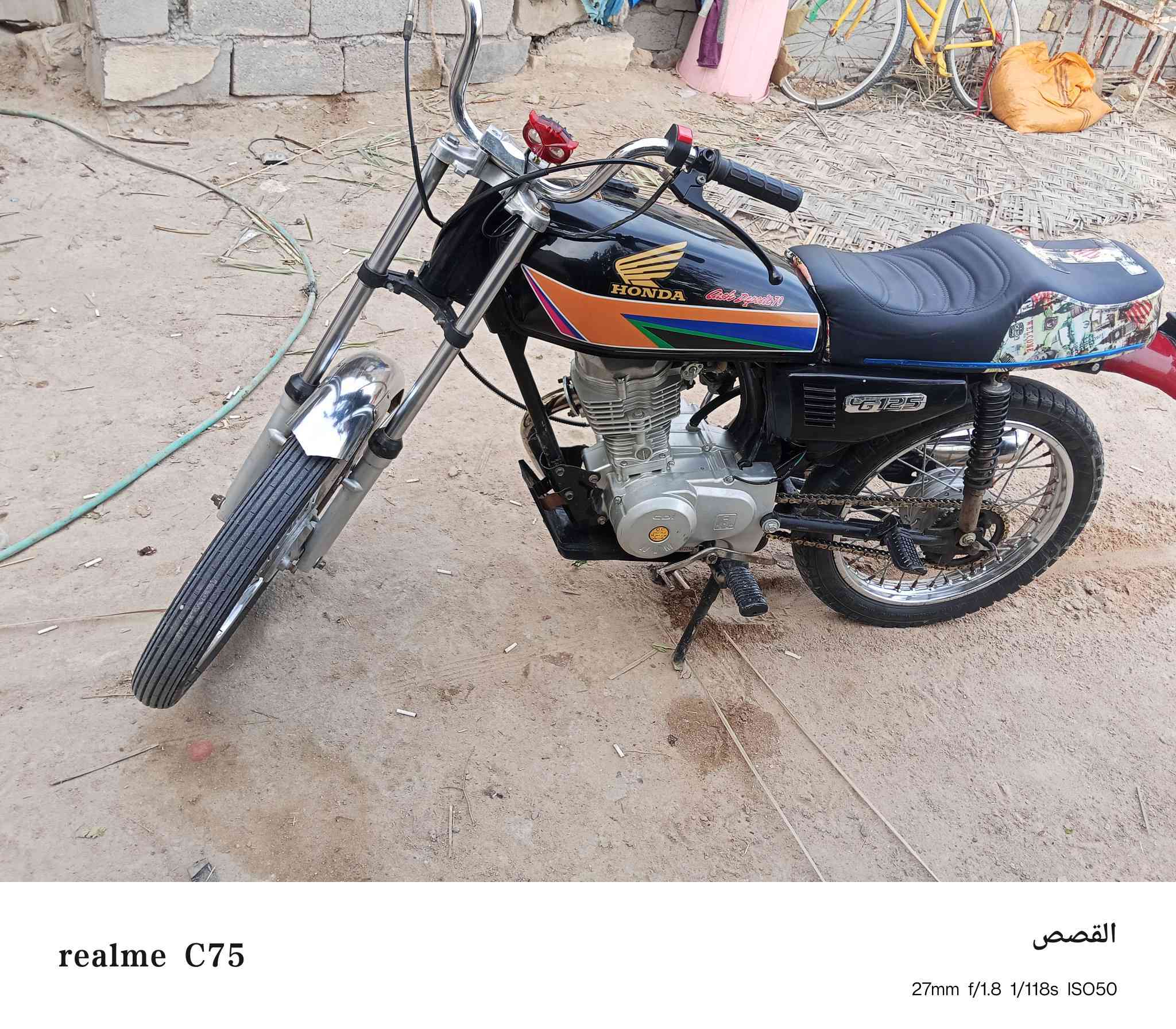 يابه سلام عليكم دراجه كلك كلك كلك محرك فقط ولفات فقد تعميره جديد 25كفاله عامه برغي واحد مابيه نقص جاهزه عله اخر حبايه بدون سبايدر بدون سبايدر سعر 500مكاني سوك شيوخ ***********
