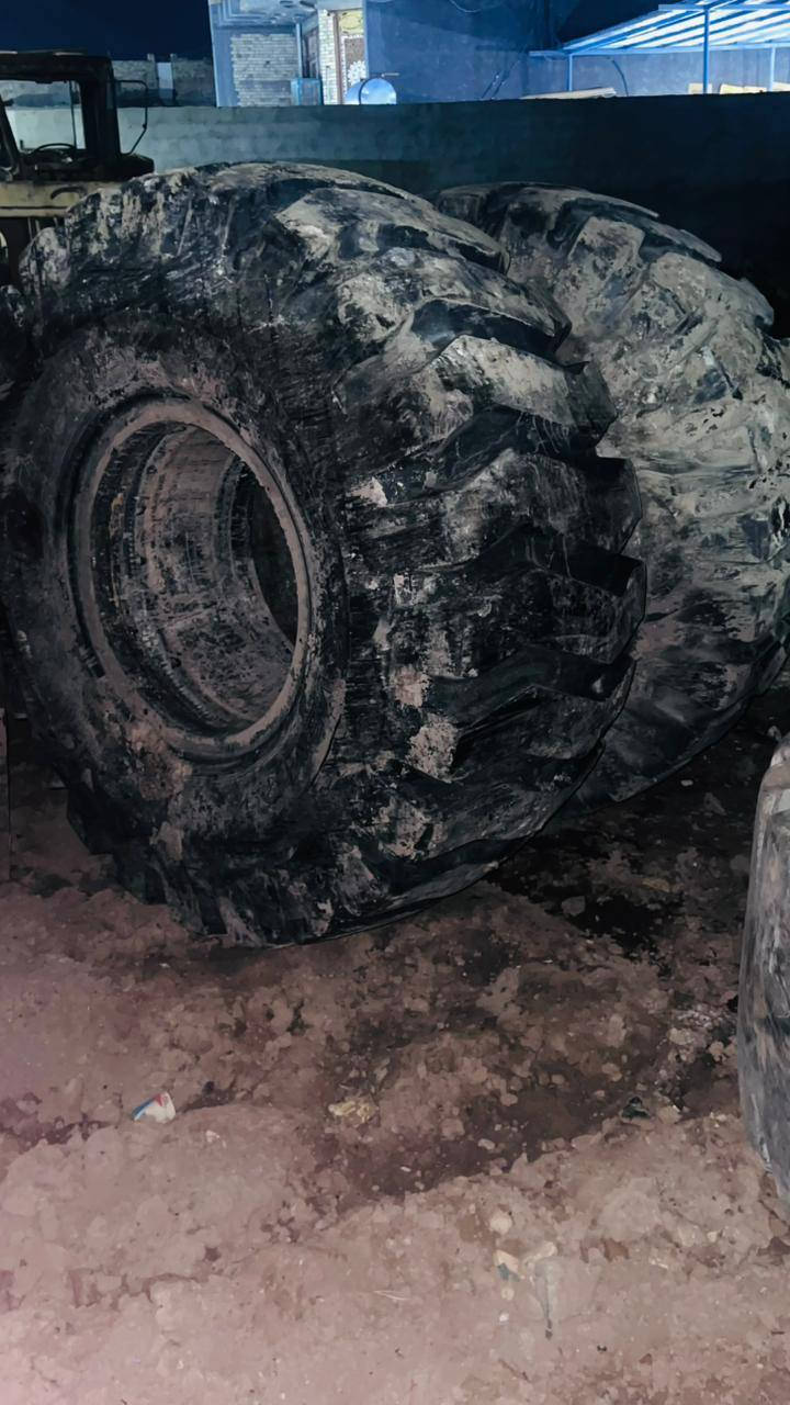 سلام عليكم تايرات اخو لجديد لحجم 23    مكان بغداد حسينية المعامل ( *********** )
