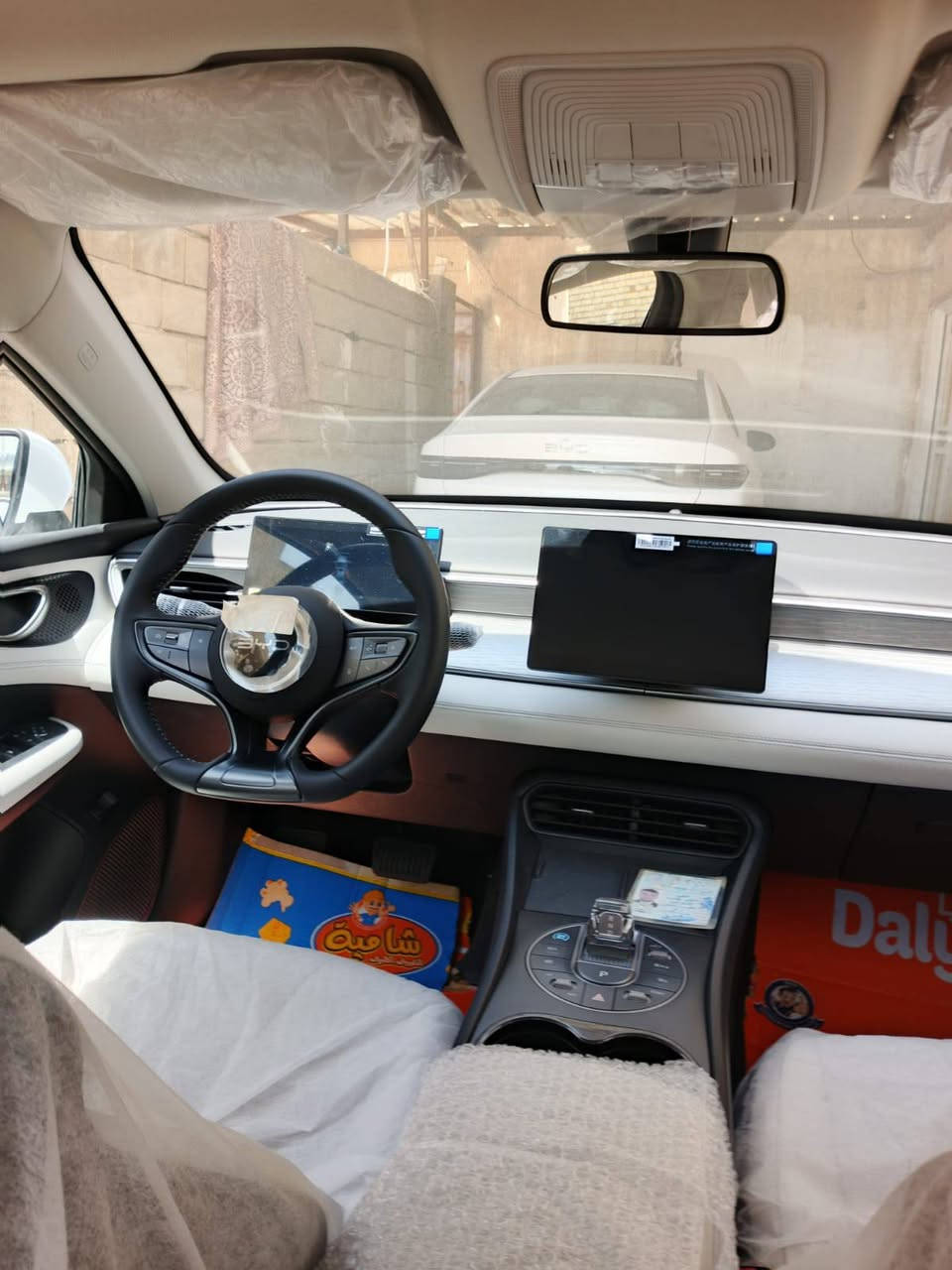 سلام عليكم سياره بي واي دي زيرو كيلو متر صفر تترقم بأسم الرقم المشتري تتحول بصره حره مديل2025 السعر 118 قفل الاستفاسر على هذا الرقم*********** ونكون معكم في كامل التفاصيل وسلام عليكم
