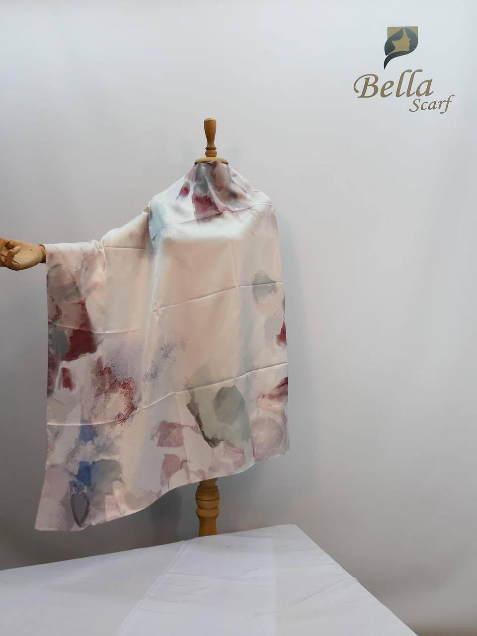 💓💓💓💓💓💓شال و شيلة 💓💓💓💓💓💓
❣️ربطة رايون ستن قياس ٩٠ اللوان متعدده و خامة مميزة ❣️
العنوان : الصويرة/حي المعلمين/شارع الصياغ/مجاور العطية سنتر وصالون روز. 
يوجد لدينا خدمة توصيل 
للحجز والاستفسار مراسلة الصفحة او الاتصال ع الرقم *********** / فايبر. واتس اب. تلكرام
