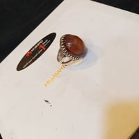 خاتم عقيق طبيعي عين النمر اطارات فضة إيطالي عيار 925 السعر 60 وبي مجال...