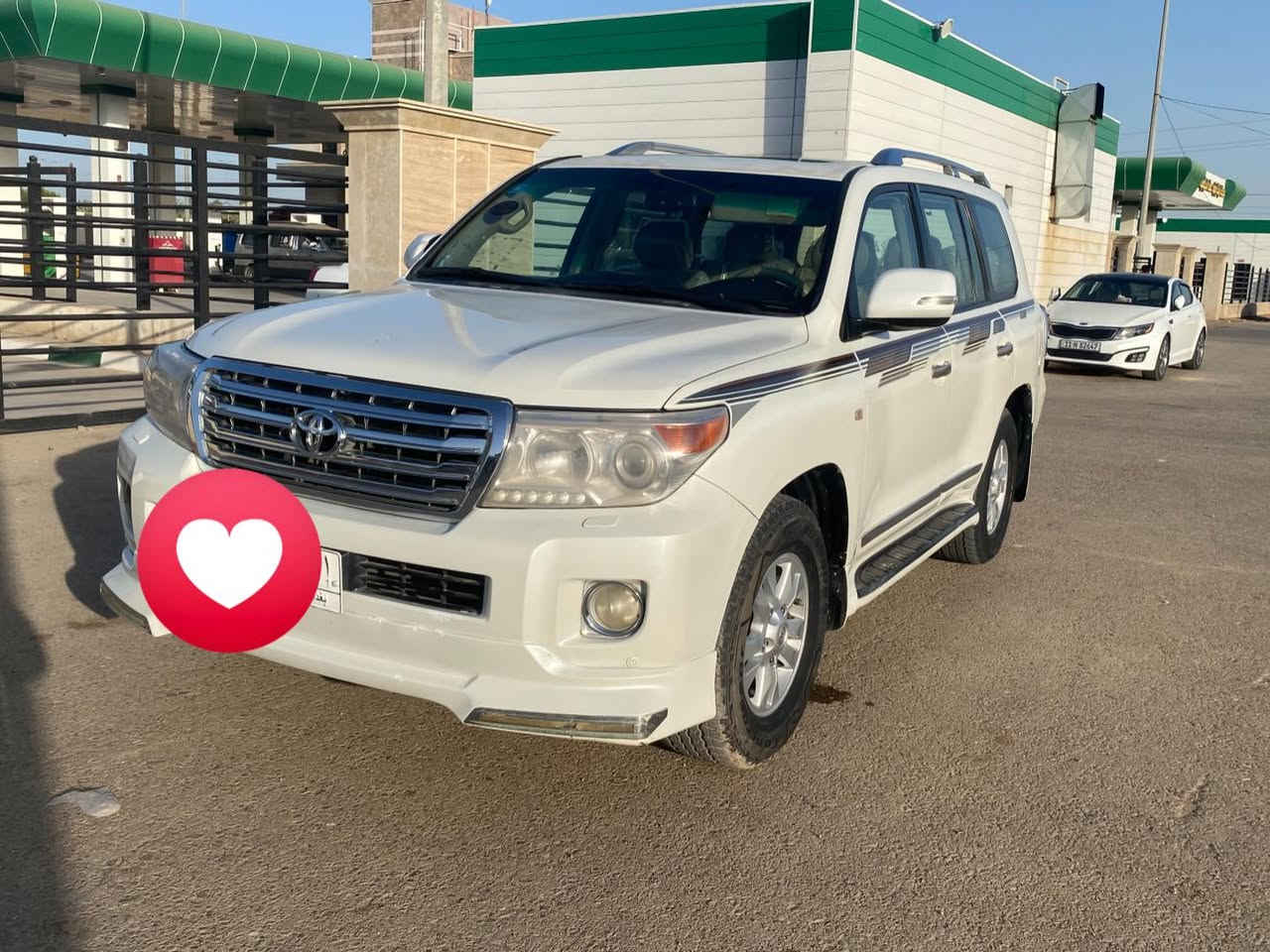 السلام عليكم
لاندكروز 2009 بغداد بأسمي 

نفاذ السنويه 2028

محرك V6 

صبغ اثر شخط قرب قبق البانزين

بدون عابر ولا حادث

حداديه جديده 

تبريد ثلج

مكينه وكير كفاله

دوشمه جديده جلد اصلي

فتحمه قماره

محدثه دعاميات 14

العنوان الديوانيه

الرقم ***********

السعر 270
