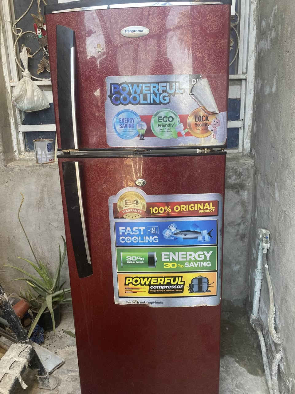 للبيع ثلاجه ١٠ قدم مبدل بيها ماطور وهذا تجميدها مثل ماموجود بالصوره وعندي غساله صحون
غسلهه ممتاز سعرهم 
 الثلاجه والغساله ١٥٠


**إذا كنت صاحب هذا الإعلان وتريد حذفه لأي سبب، رجاءا أرسل رسالة إلى الدعم الفني**