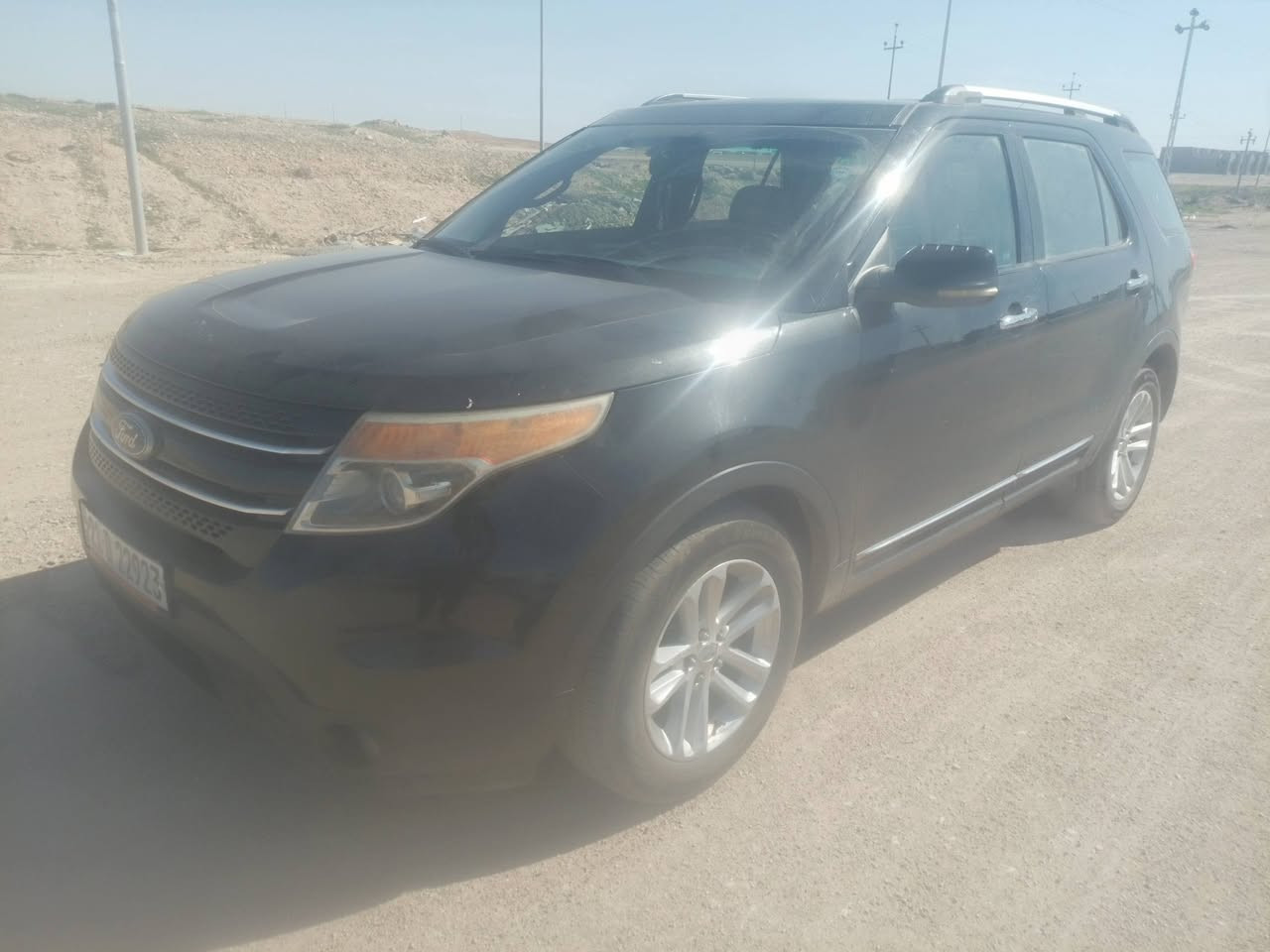 فورت اكس بلور موديل 2011 فول فول مواصفات سياره دبل سلايت  بدون اي نقص اربع تايرات جديد شادله صدر جديد مسوي محركه ممفتوح بشرط تبريت  مركزي ثلاثه قطع سياره سبع7 نفرات بدو صبغ وبدون ضربه مكفوله كفاله عامه بسمي سياره بشرط تحويل او وكاله رقم دولي رقم سليمانيه  انگليزي  سنويته لحد 2028 مكان سياره ديالى خانقين ميخاس  سعره 170 بي مجال شراي اتصل***********
