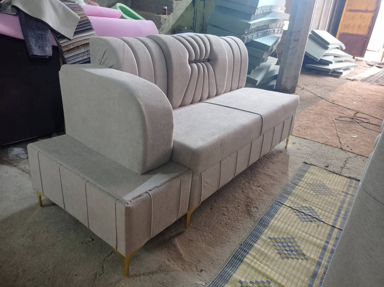 معمل اثير الأثاث العنوان العباسيه مقابيل مدرسه سما النجف الاهليه
التواصل ***********
