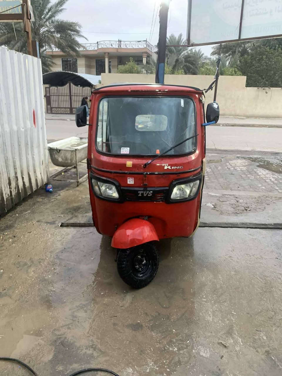 السلام عليكم عندي تكتوك كامله للبيع أوراقه كامله السعر مليونين ونص وبيه مجاله حسبت الجيه رقم ***********
