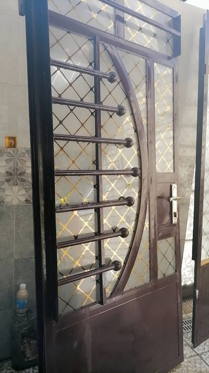 بيبان حديد للبيع
شغل قوي يتحمل مناسب للبيوت والمخازن والمحلات
📏 القياس:
العرض 95 سم
الارتفاع 208 سم
❌ بدون جراجيب
✔ جاهز للتسليم
✔ حديد ثقيل وشغل مرتب
بغداد الدولعي 
مكلف بالنشر للاستفسار الاتصال ***********
