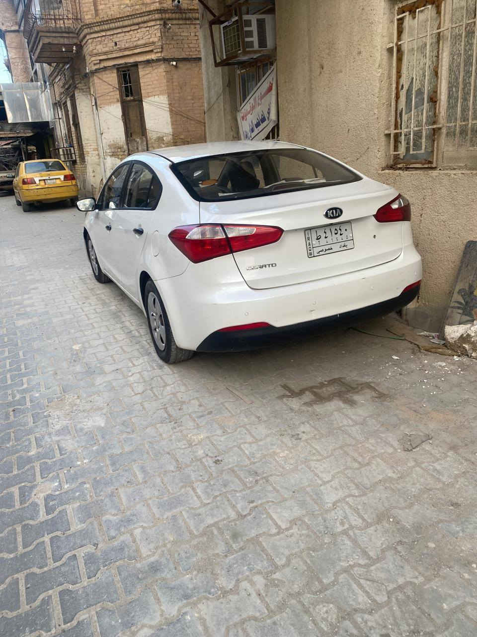 *********** خلجيه بيها 4 قطع صبغةبلا معجون ماشيه 148 اللف مكانها اعظميه شاشه لد برجكتر حساسات لد تبريد خير من الله كير محرك ضمان سعرها 107 بي مجال بسيط فقط جاد يتصل
