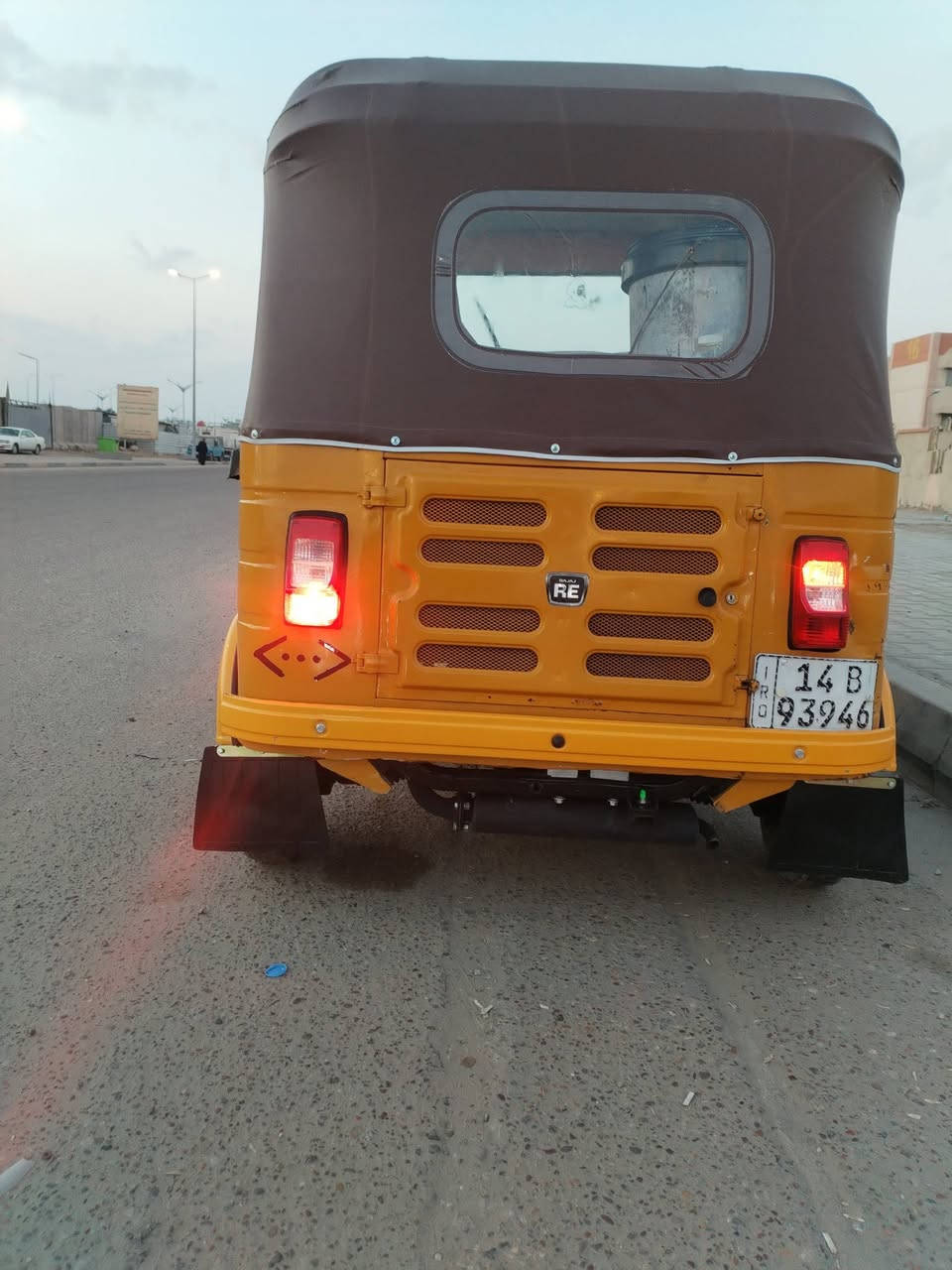 سلام عليكم تكتك 2019شهر12يوم30تكتك جاهزه تخبل مصبوغه جماليه حلوه مكينه تجفيت شركه السعر 4/850 بيه مجال قليل مكاني بصره حيانيه ***********
