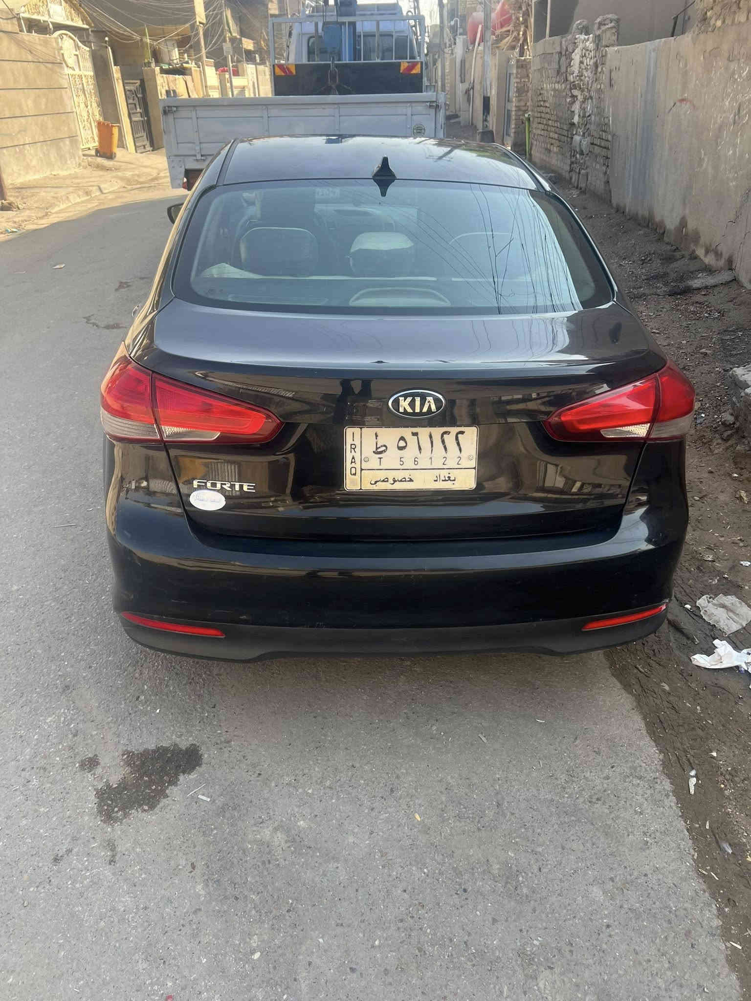 سلام عليكم سياره موديل 2017 السياره مكفواله عدا هلال الجاملغ الخلفي كير محرك مكفول سياره جاهزه ماشيه 80 الف جدبده كلش محرك 2000 دوش وارد امريكي موضح بل سونار 
بغداد مدينه الصدر ***********
السعر 118 وبيه مجال
