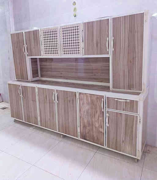 غراض لبيع العنوان سليمانيه سرجنار شارع ابو سناء مجاور فندق برج الحياة رقم موبايل *********** وتساب
