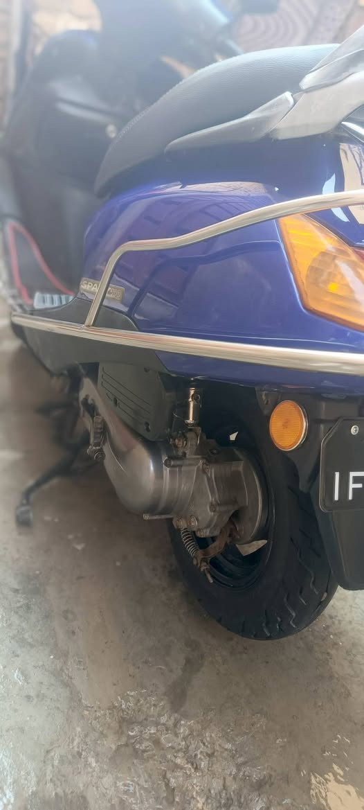 السلام عليكم دراجه سبيسي ماليزي للبيع مكفوله دراجه خير من الله السعر 550بيه مجال قليل مكاني نعمانيه الرقم ***********
