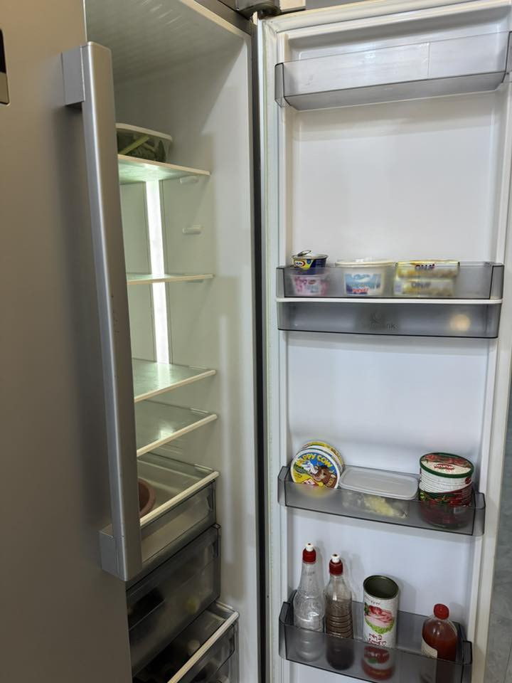 ثلاجه كبيره مستخدم للبيع شرط التبريد والتجميد مابيها اي عطل ونضافتها فول بسعر450 الف قفلها وياريت بس الجاد يدخل عالتعاليق  موصل حي السماح الثانية
 ‭0773 077 3050‬
‭0751 234 3695‬
