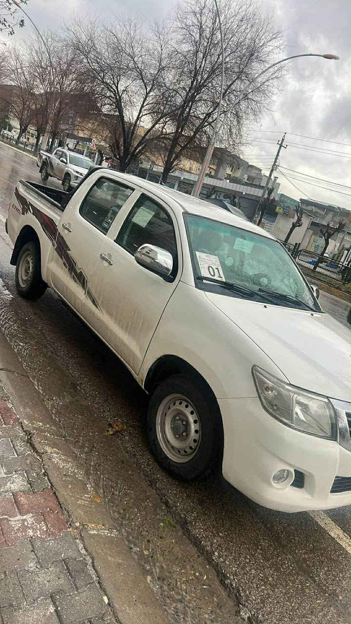 مەرزیە   ٢٠١٣. پارچەرەش لەسەر ساخە 
گێر مەکینە ئەکسل. کامل بەشەر مەکینە بەس قەپاخ کرایتەوە 
١٥٠ هەزار  رۆشتوە نمونە لەجوانی رەقەموو سەنەوی تا ٢٠٣٠ نوێیە 
*********** أربيل, العراق
