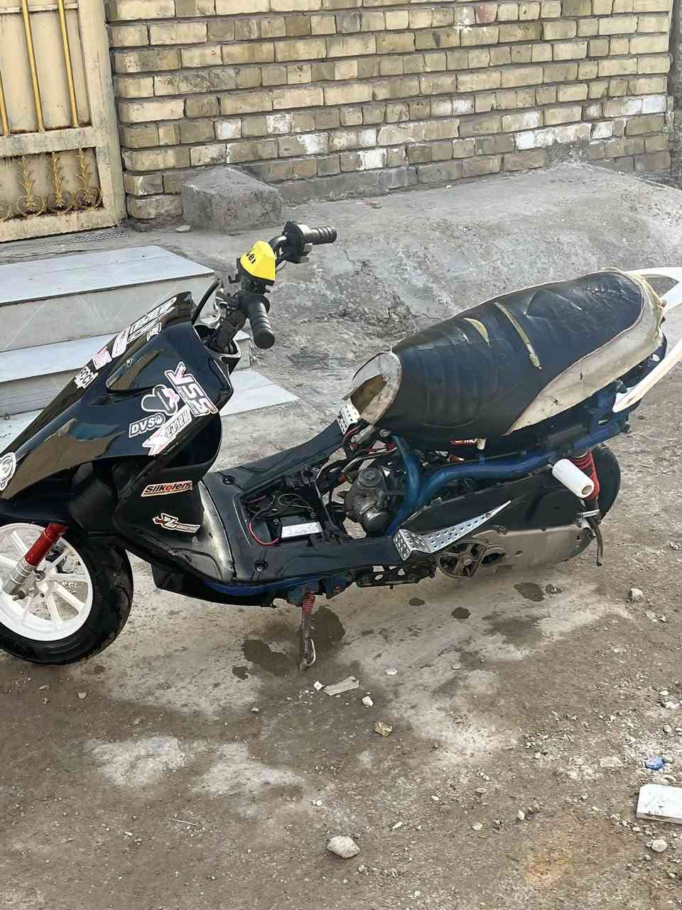 سلام عليكم دراجه ماكس عدله بوشه 55دراجه نضيفه شوفت عينك كفرات موجوده سعر 500وبيه مجال مكان بغداد ***********
