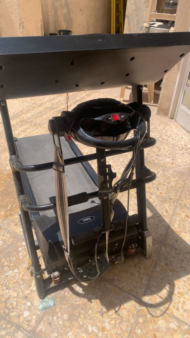 جهاز ركض مستعمل للبيع
سعره 175 الف

للمرسلة الاتصال بالرقم 

‭+964 771 526 9939‬
