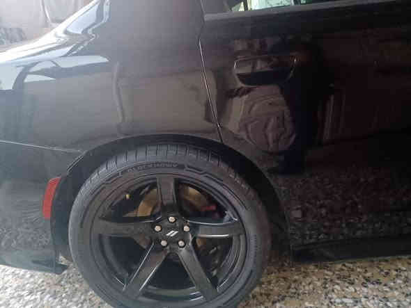 السلام عليكم جارجر 2016 للبيع مكاني بغداد حادثها من امريكا دعاميه اماميه فقط لايحه الشاصي شويه ومعمر وبلعراق جاملغ خلفي وباب خلفي 
السياره استخدام شخصي محدثه والبنيد القديم موجود 
***********
السعر 175 وبي مجال قليل
