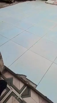 أبو رمانة • ٢٠٠م • ساحة كبيرة