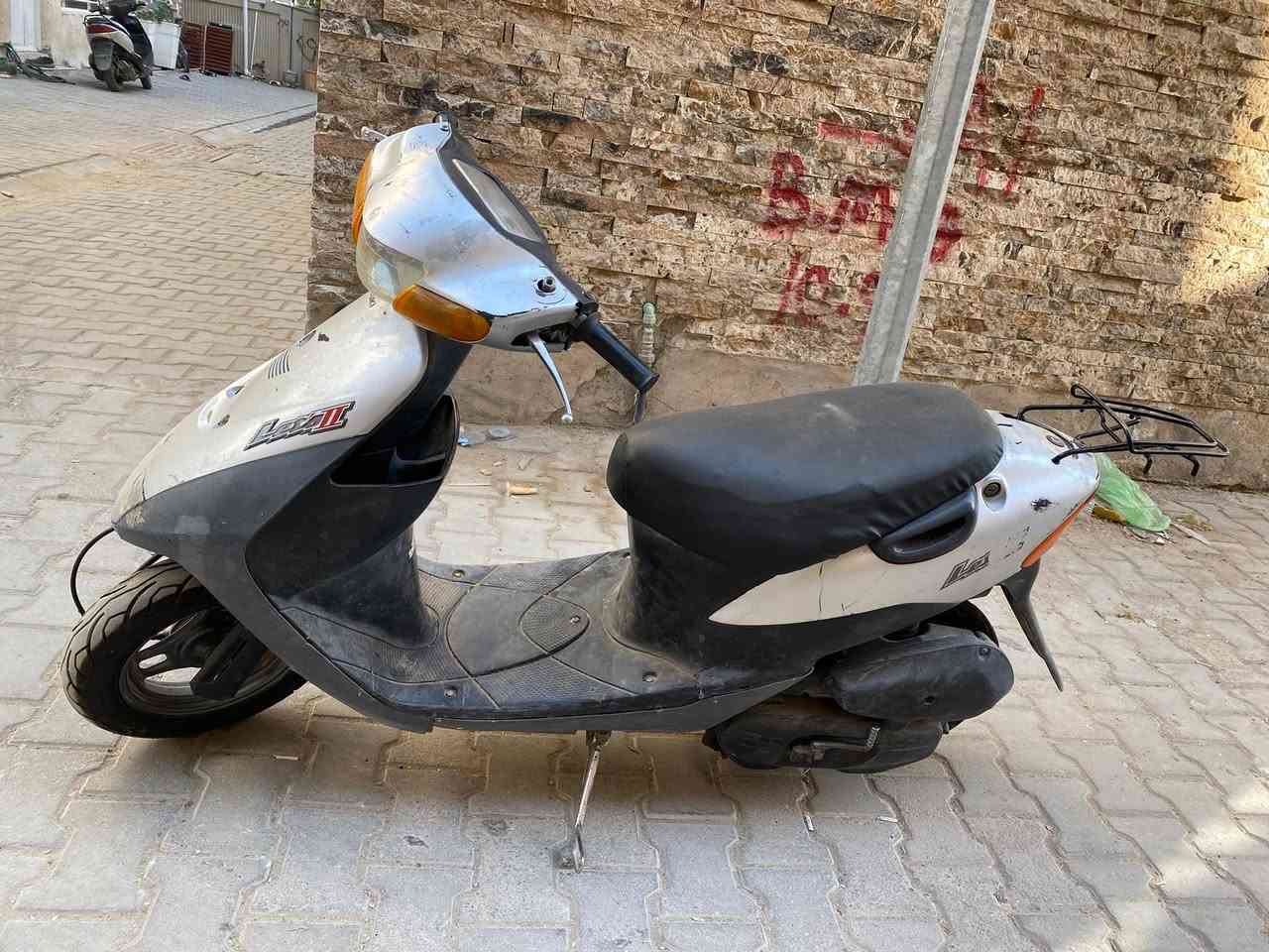 السلام عليكم
دراجة سوزكي 60 للبيع
Suzuki Let's II
* تايرات جديدة
* لايتات امامي + خلفي شغالة
* اشارات امامية + خلفية شغالة
* كاربريتر نظيفة
* صالنصة اصلية نظيفة
* عداد كيلو متر شغال
* كيچ بانزين شغال
* بريك امامي + خلفي شغال
* هورن شغال
* سلف شغال
* هندر شغال
((فقط يحتاجلهة تچفيت لو فشگ))
مكاني بغداد ***********
