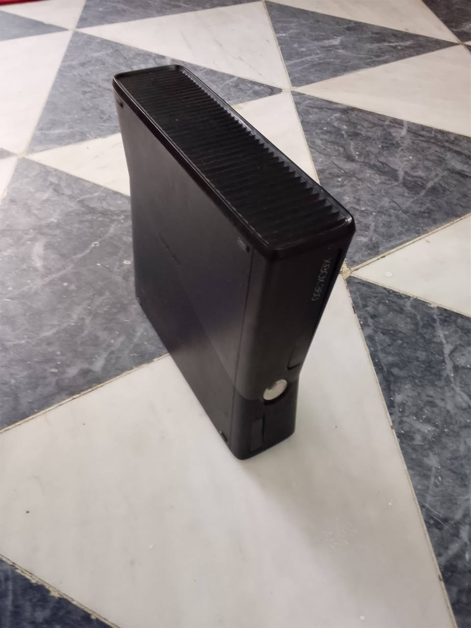السلام عليكم 

اتوفر جهاز Xbox360 
الجهاز ممفتوح وكلشي مابي 
نضافه 80 بالميه 
الجهاز يجي ويا جويستك وحده مع بطاريه وشاحنه 
وكيبلHD والمحوله جهاز كامل من كلشي 
شرط تشغل وتلعب بلجهاز 
السعر ١٢٥ وبي مجال 
..مكاني بغداد منطقة الكماليه يم ساحه الشهداء.
للتواصل خاص ❤️


**إذا كنت صاحب هذا الإعلان وتريد حذفه لأي سبب، رجاءا أرسل رسالة إلى الدعم الفني**