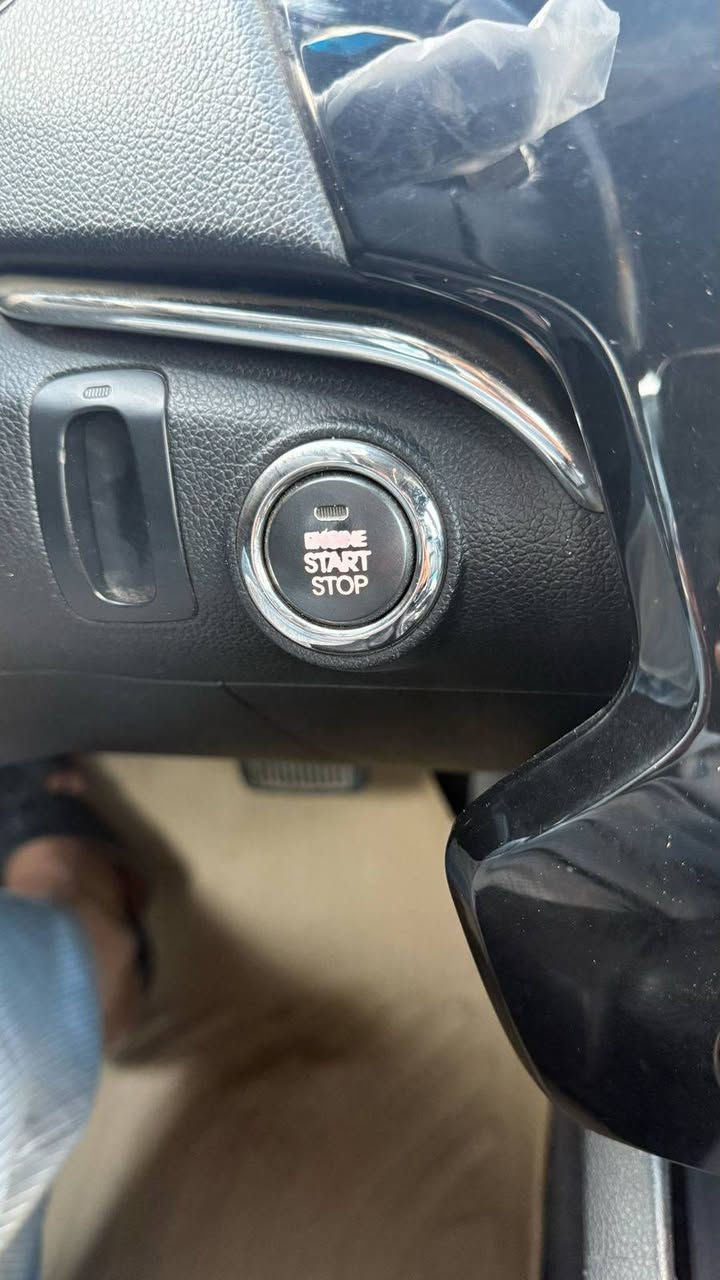 السلام عليكم مكلف بالنشر
كيه كادنزا    2014    دخول جديد 
ادوات ادوات ادوات 
كصه جنطه 
كير، مكينه، حداديه،طوبه  كهربائيات  كلها كفاله
خط واحد ابلاد غاز 
تدفئه، تبريد 
مري شفط 
اشارات بالمري 
لايتات لد،  اسطابات لد 
حساسات ئمامي 
حساسات خلفي
ثلث بصمات
السياره فول ما عدى الفتحه وبعد بيه موضفات هواي 
رقم وسنويه اربيل الجديد الدولي لل29 جاهزه للحاسبه 
مكاني ناصريه مركز
سَـــــــعـــــــر45 وبيه مجال
 ***********
