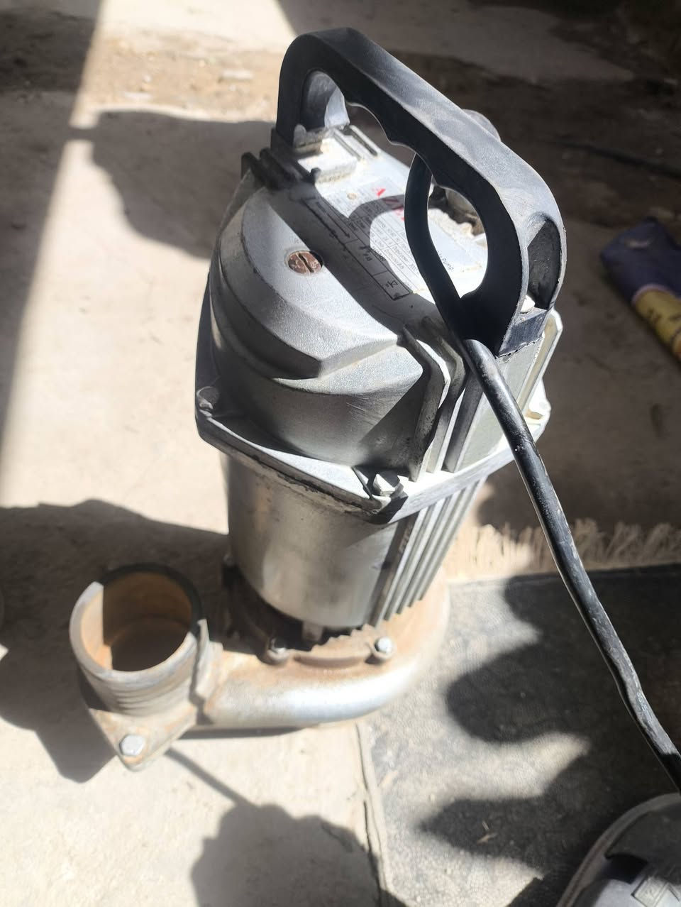 غطاس درجة أولى للبيع أستخدام شهر ، ١٧٥
المكان القاسم ***********
